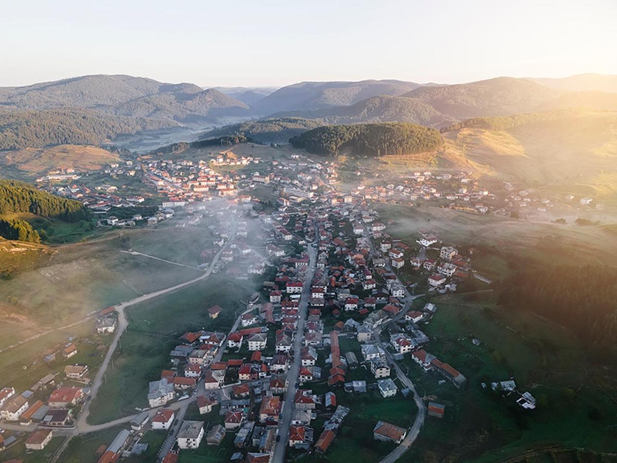 Къща За Гости "Люнгови" Zmeitsa Luaran gambar